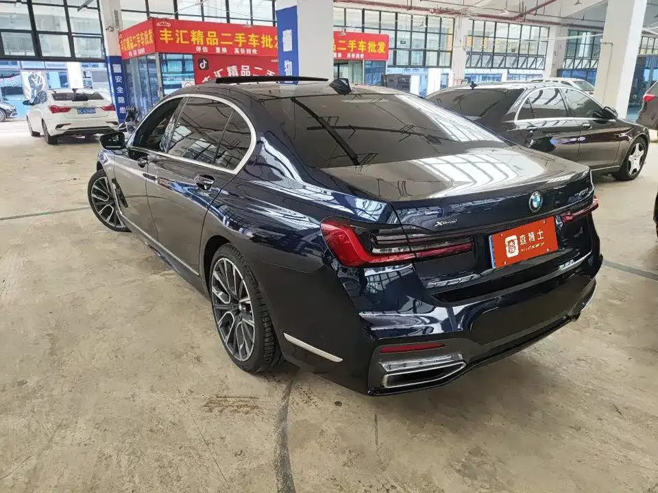 BMW 7 Series 2022 из CN, фото 2