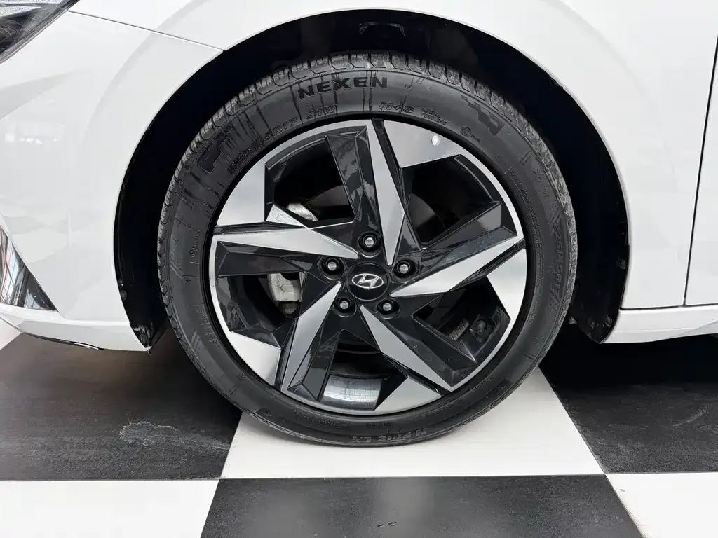 Hyundai Elantra 2023 из CN, фото 6