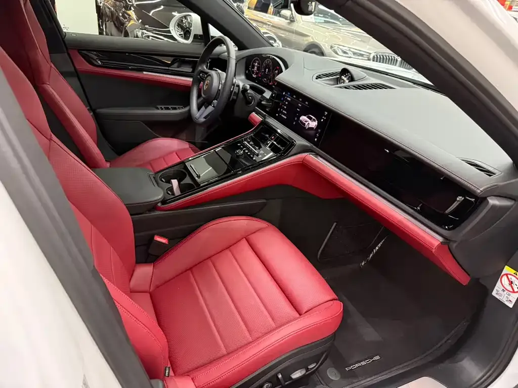 Porsche Panamera 2024 из CN, фото 6