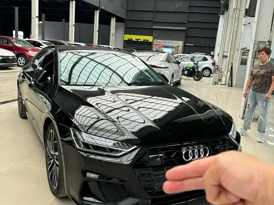 Audi A7 — фото 9