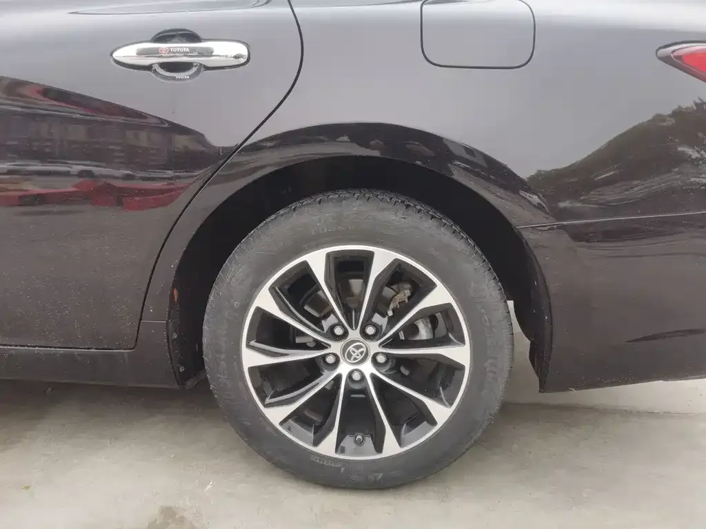 Toyota Avalon 2024 из CN, фото 2