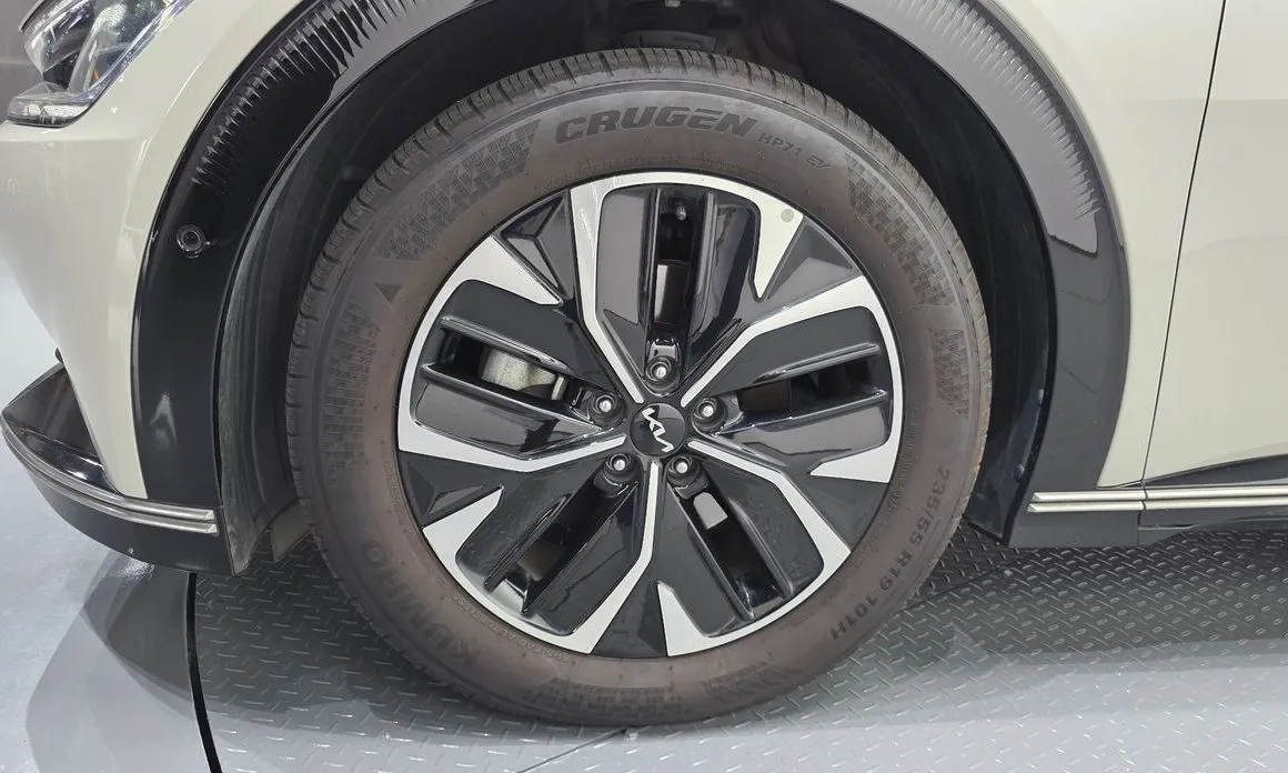 Kia EV6 2022 из KR, фото 7