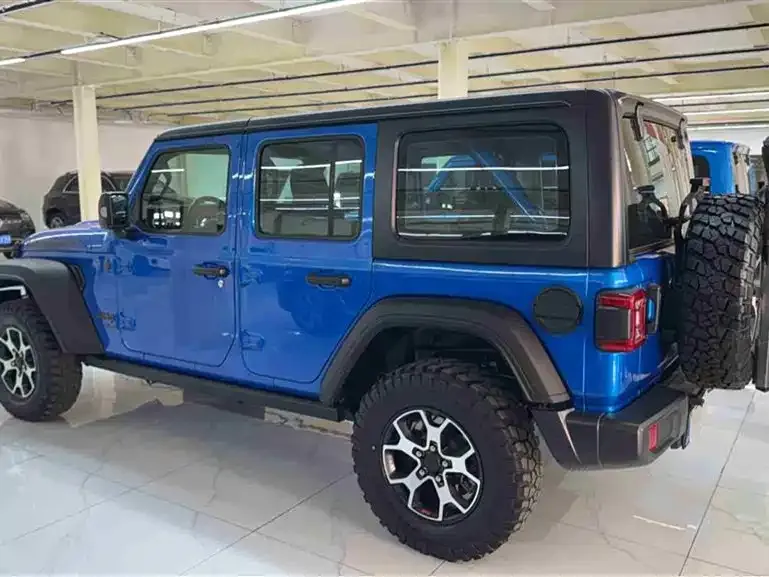 Jeep Wrangler 2023 из CN, фото 6