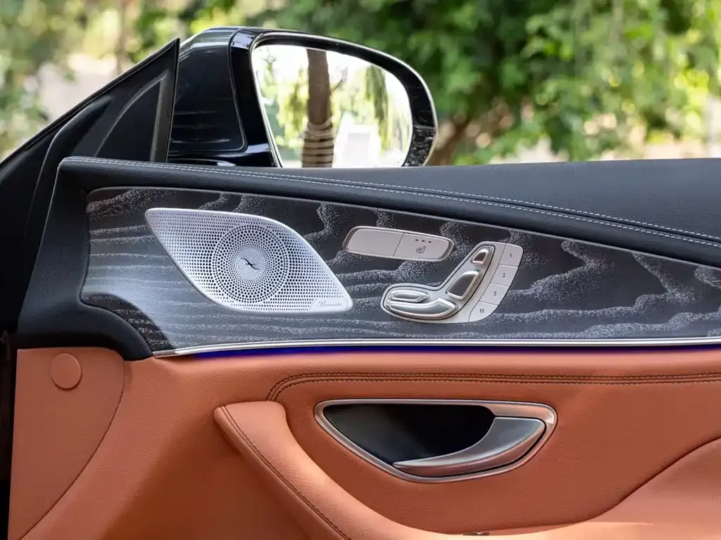 Mercedes-Benz CLS — фото 5