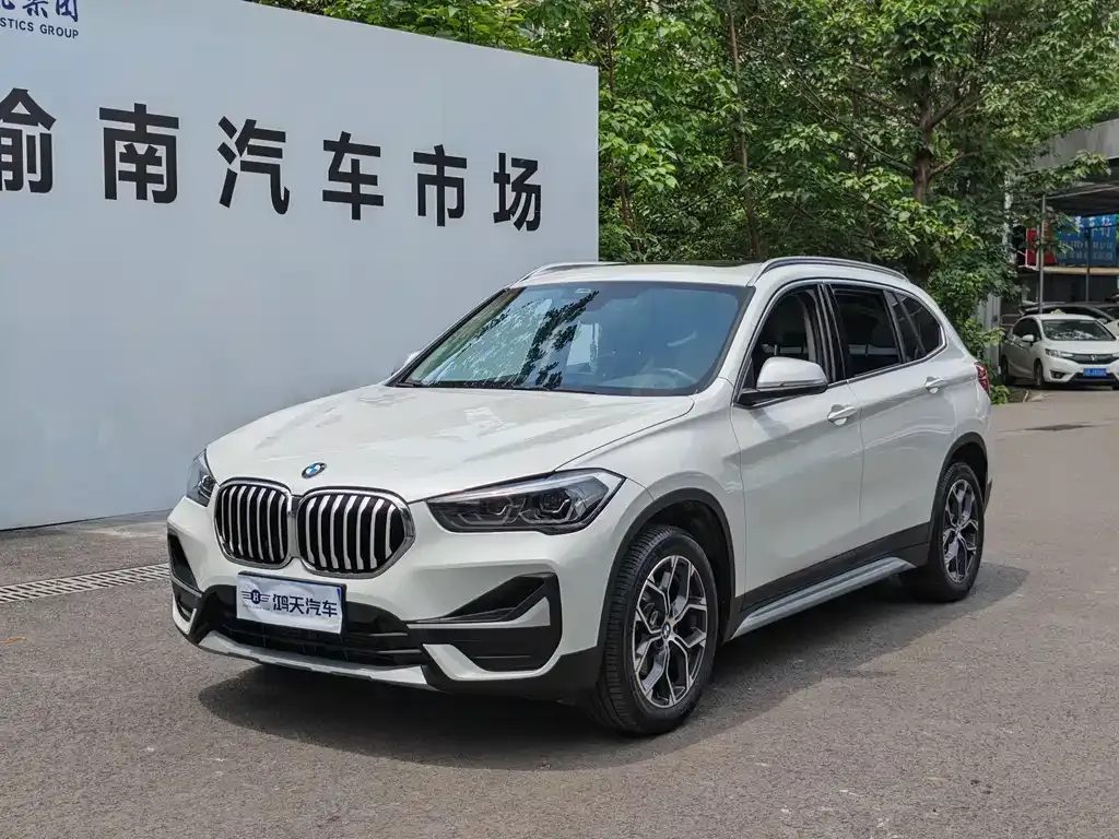 BMW X1 — фото 1
