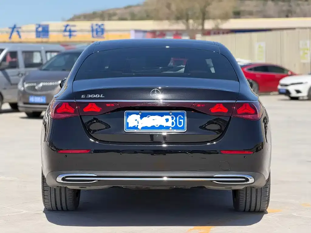 Mercedes-Benz E-Class 2025 из CN, фото 5