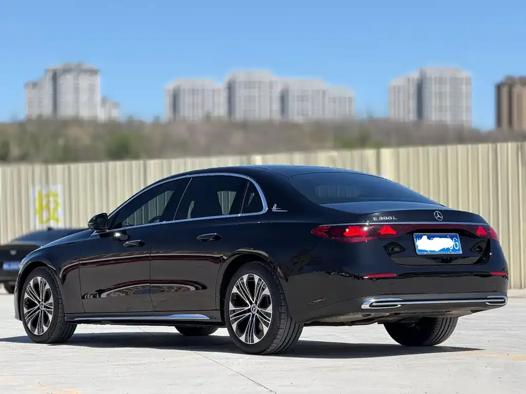 Mercedes-Benz E-Class 2025 из CN, фото 3
