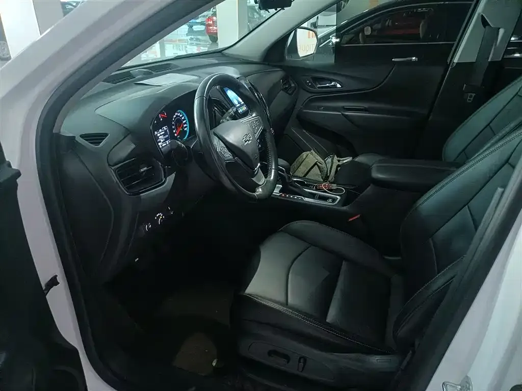 Chevrolet Equinox 2021 из CN, фото 7
