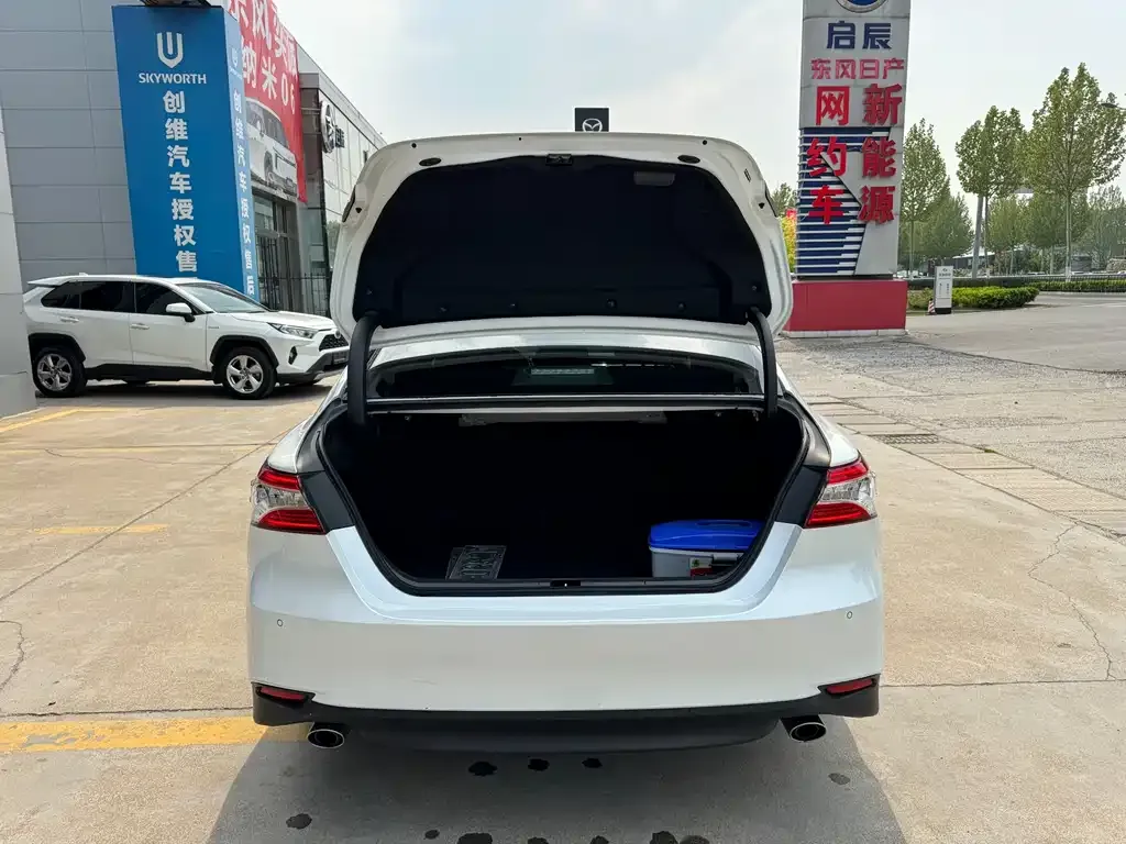 Toyota Camry 2021 из CN, фото 7