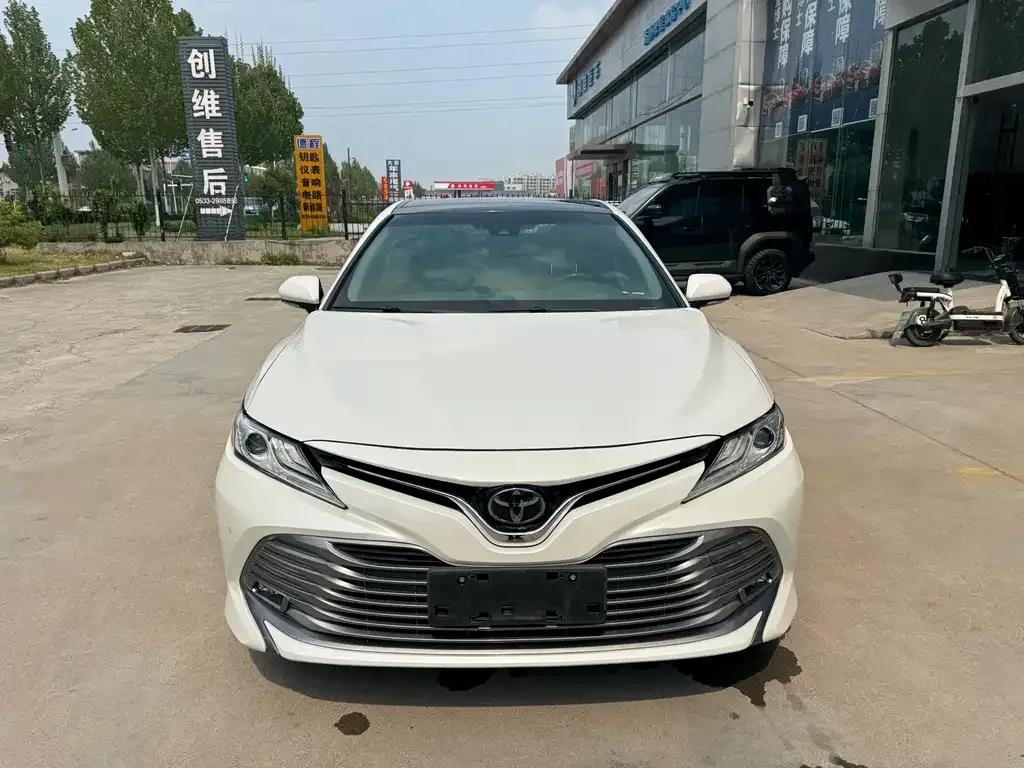 Toyota Camry 2021 из CN, фото 10