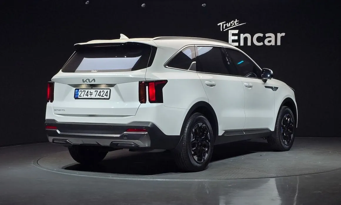 Kia Sorento — фото 4