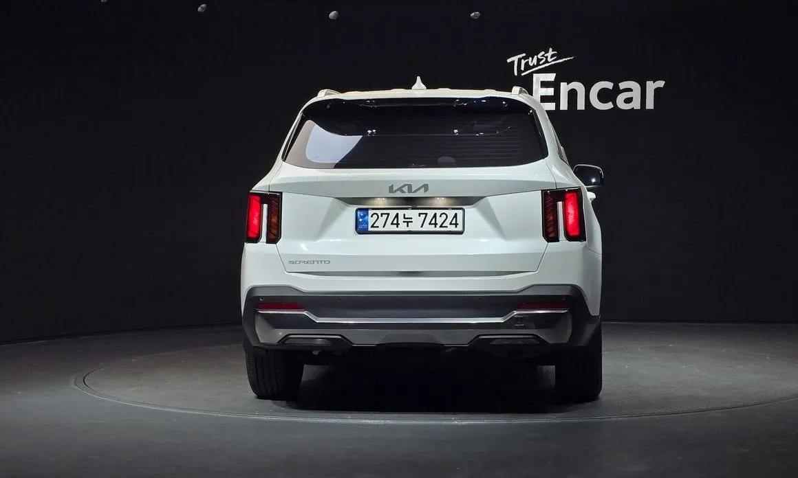 Kia Sorento — фото 5
