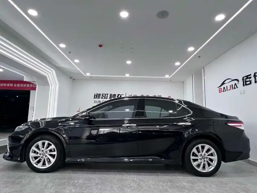 Toyota Camry 2021 из CN, фото 4