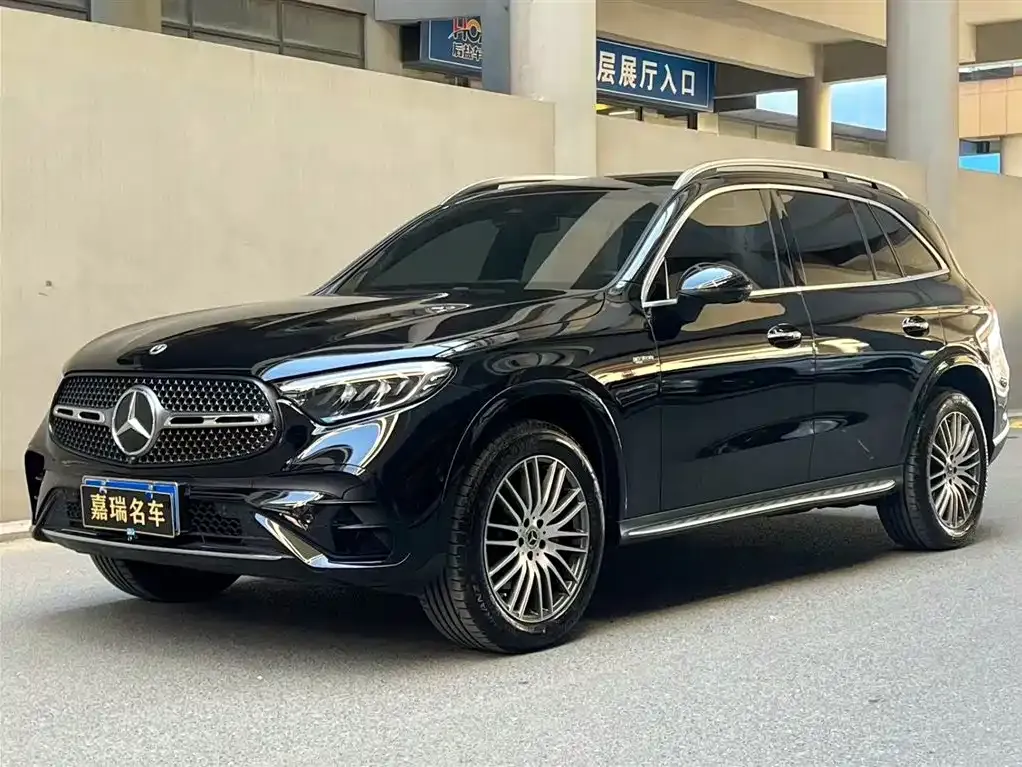 Mercedes-Benz GLC — фото 1