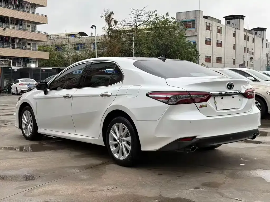 Toyota Camry 2022 из CN, фото 8
