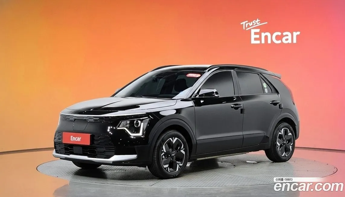 Kia Niro — фото 1