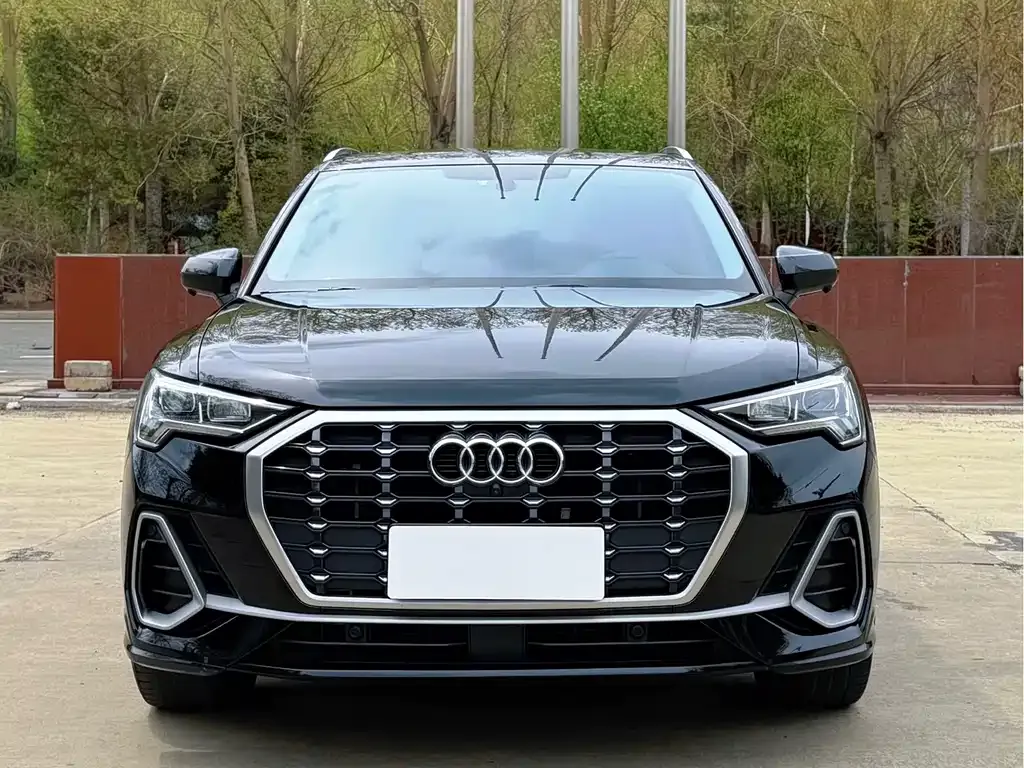 Audi Q3 — фото 3