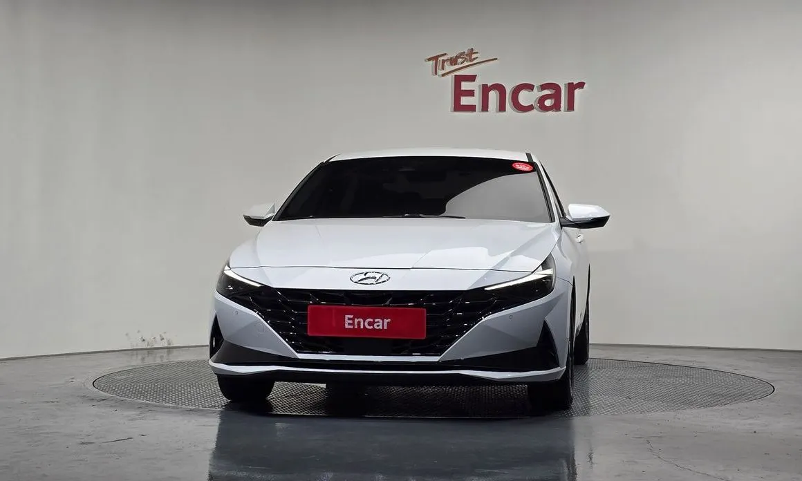 Hyundai AVANTE — фото 3