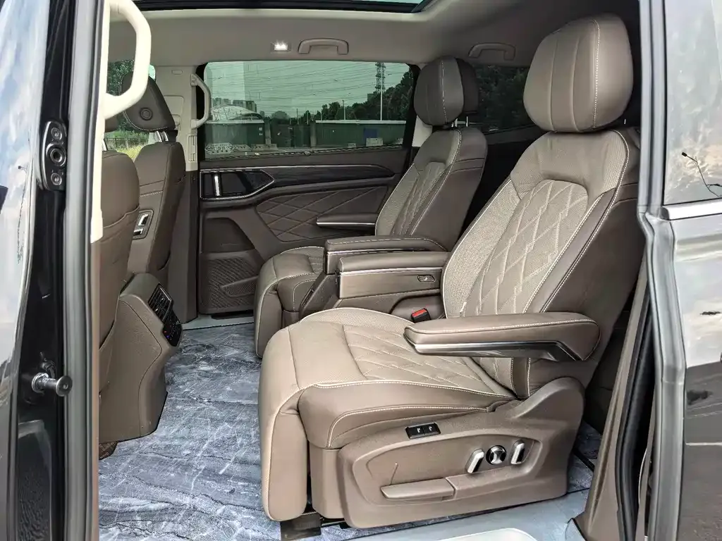 Volkswagen Viloran 2024 из CN, фото 3