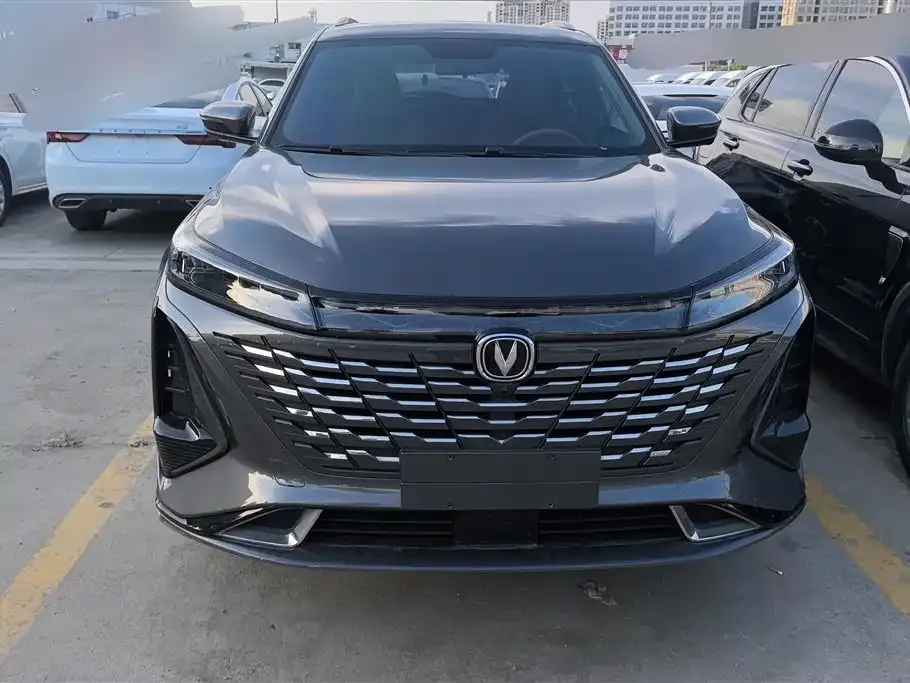 Changan CS75PLUS — фото 4