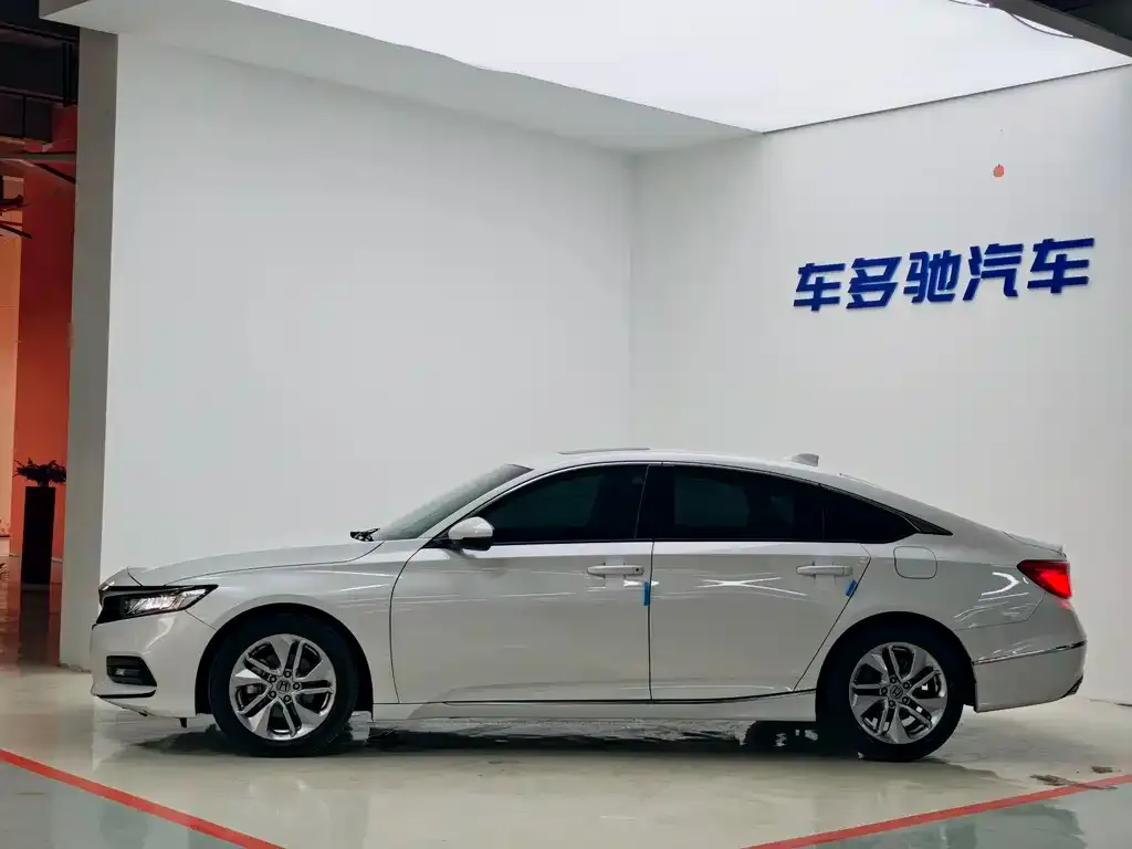 Honda Accord 2021 из CN, фото 3