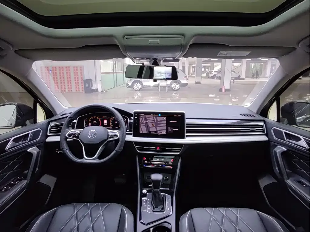 Volkswagen Tiguan L 2022 из CN, фото 9