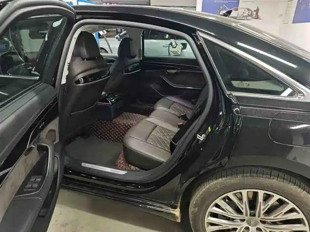 Audi A8 New Energy 2022 из CN, фото 2