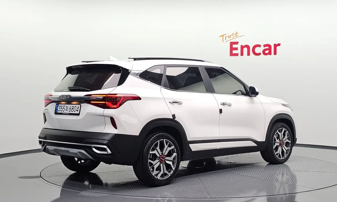 Kia Seltos 2023 из KR, фото 2
