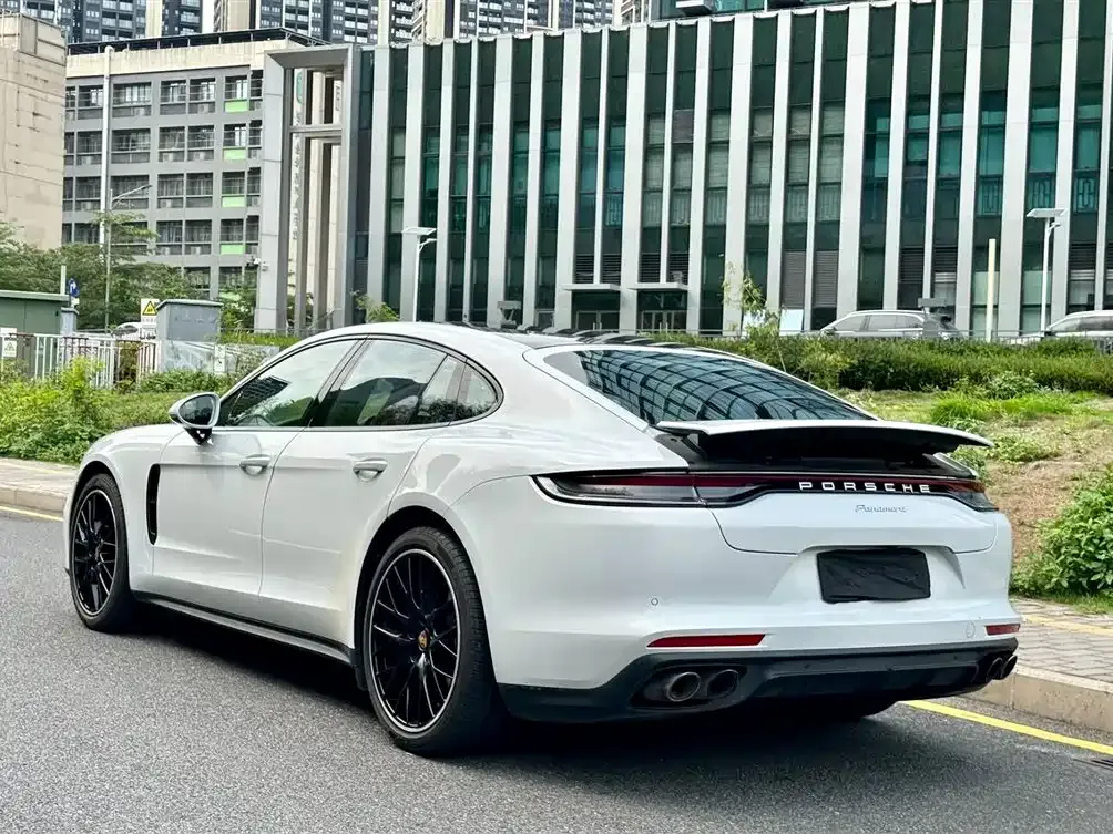 Porsche Panamera — фото 6