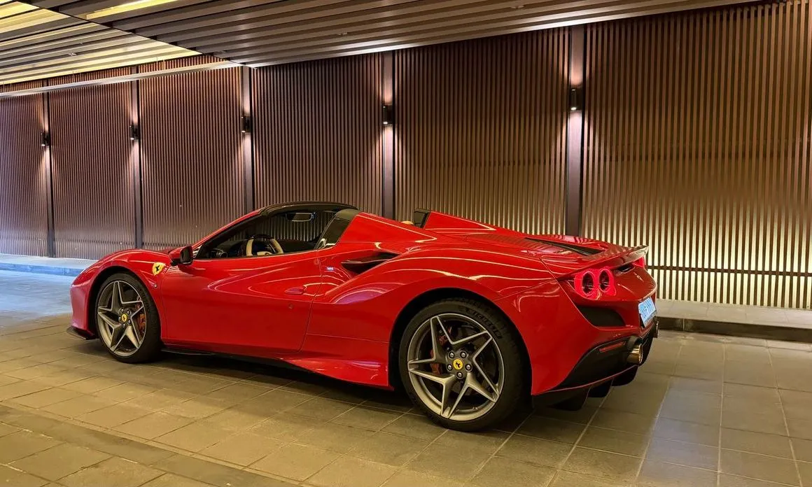 Ferrari F8 2021 из KR, фото 3