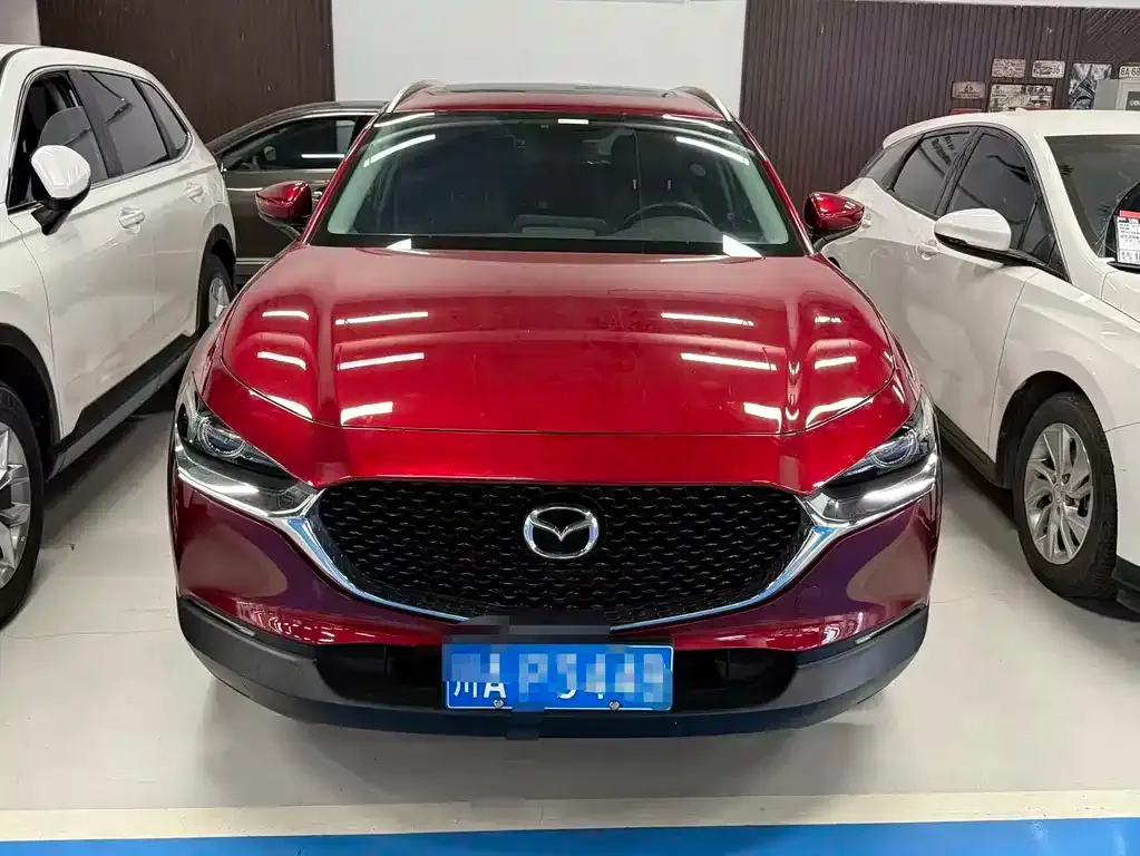 Mazda CX-30 — фото 1