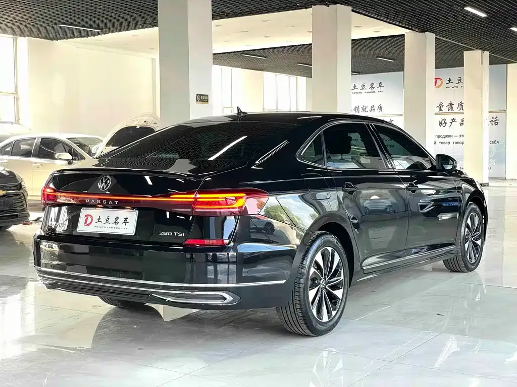 Volkswagen Passat — фото 3
