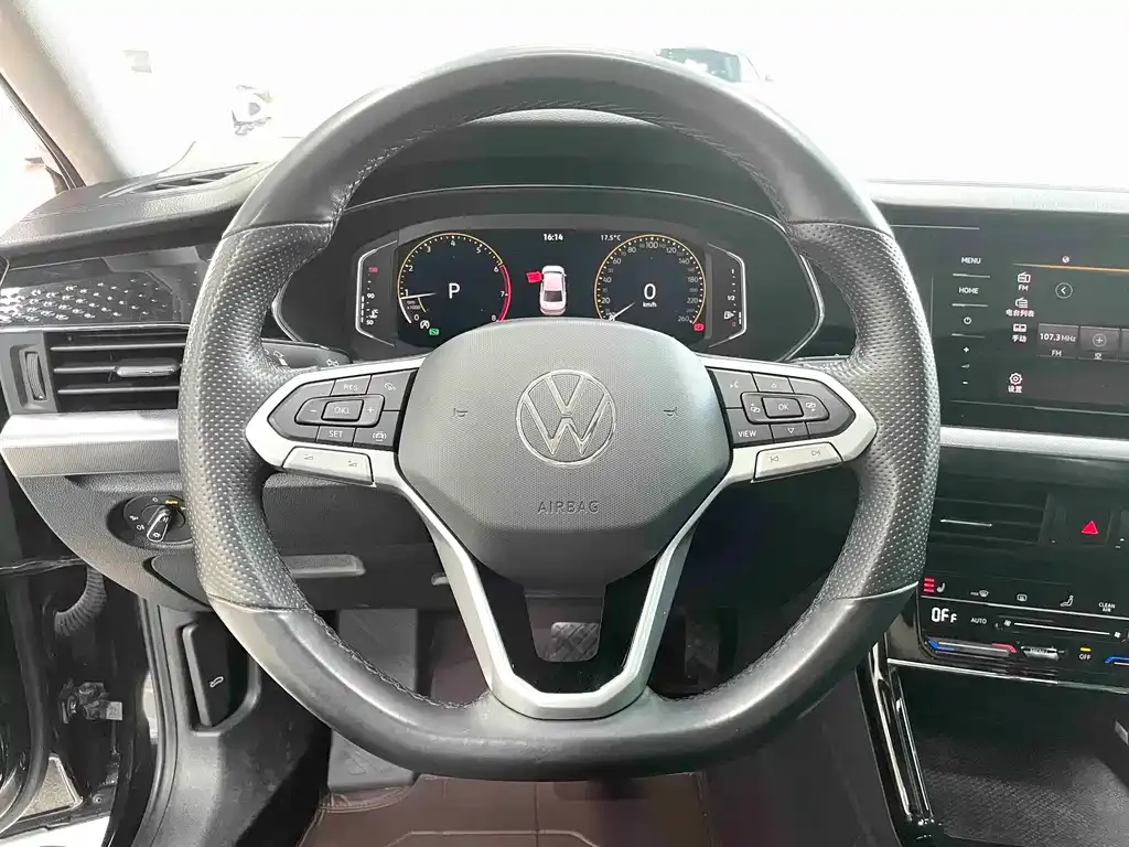 Volkswagen Passat — фото 5