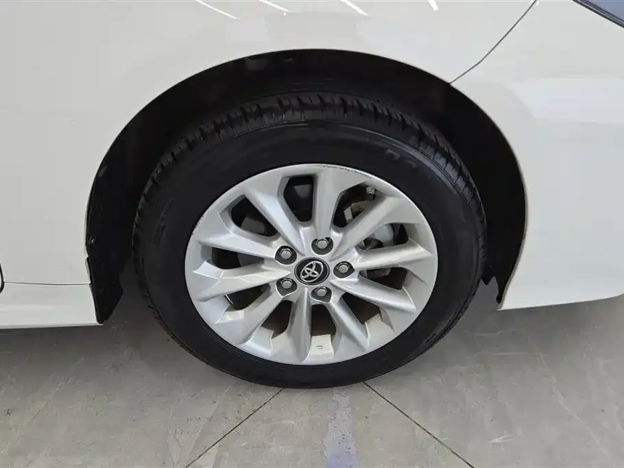 Toyota Corolla 2021 из CN, фото 2