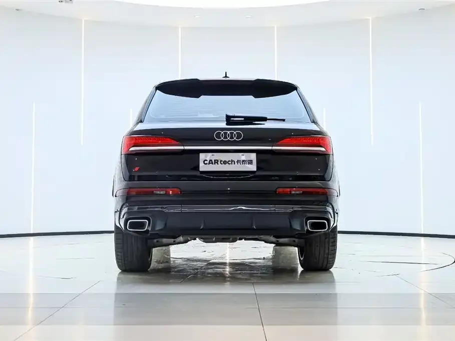 Audi Q7 — фото 2