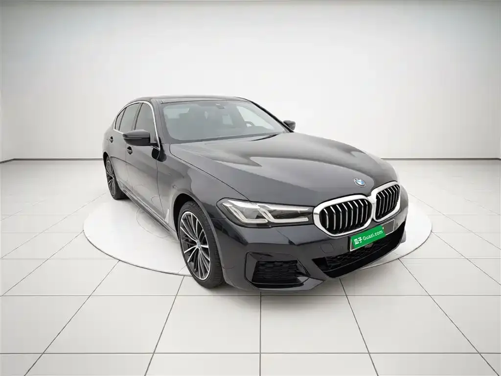 BMW 5 Series — фото 2