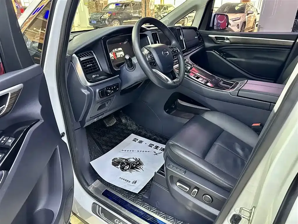 GAC Motor Trumpchi M8 — фото 8