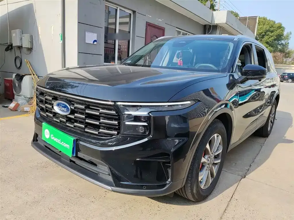 Ford Edge — фото 9