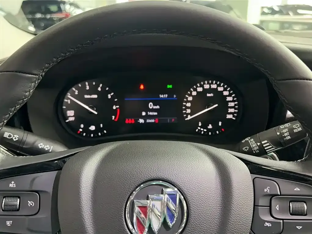 Buick Enclave — фото 10
