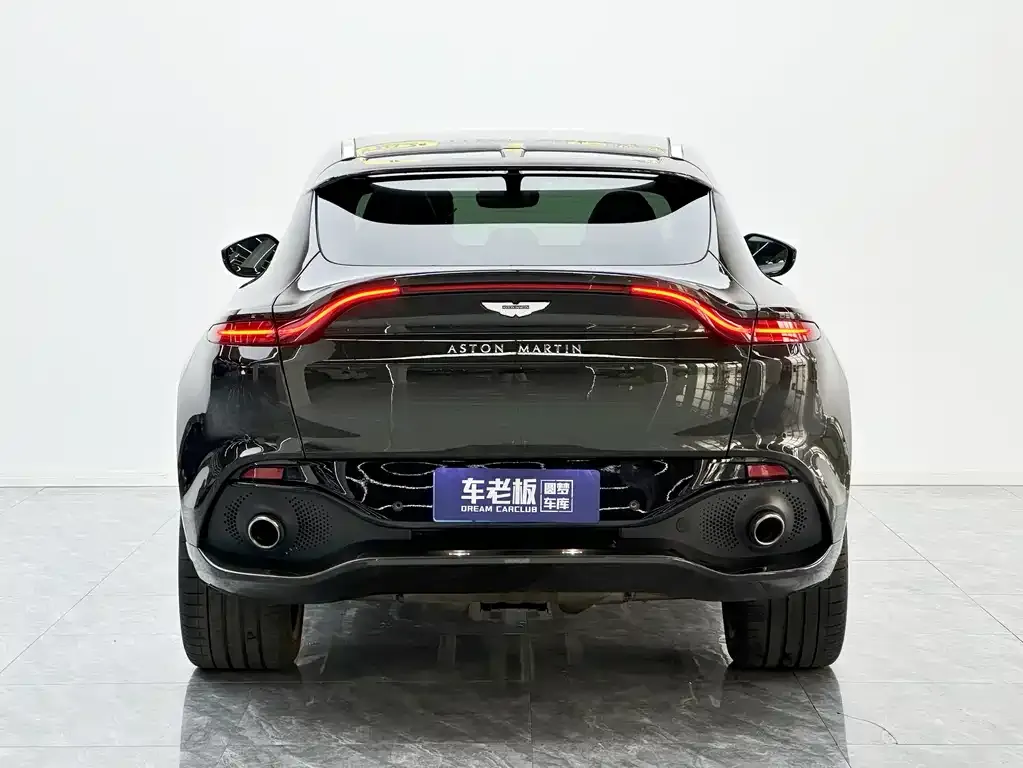 Aston Martin DBX — фото 4