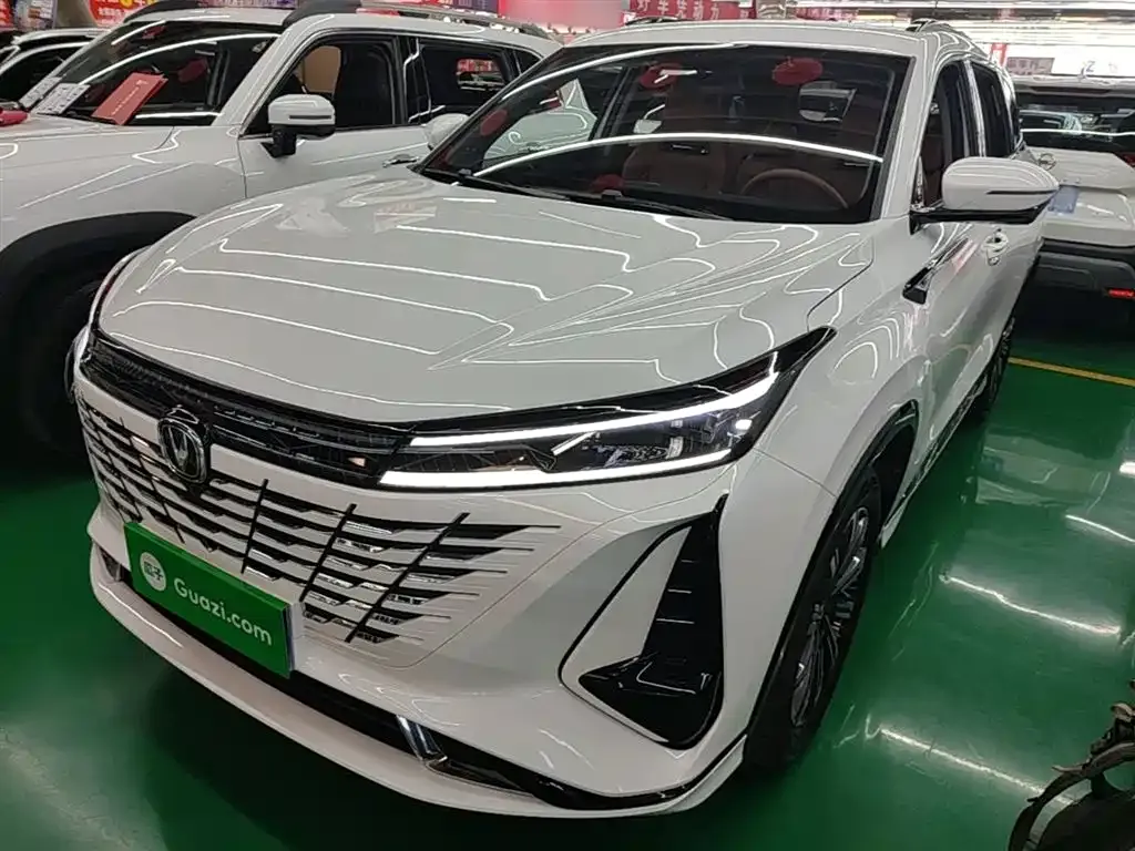 Changan CS75PLUS — фото 9