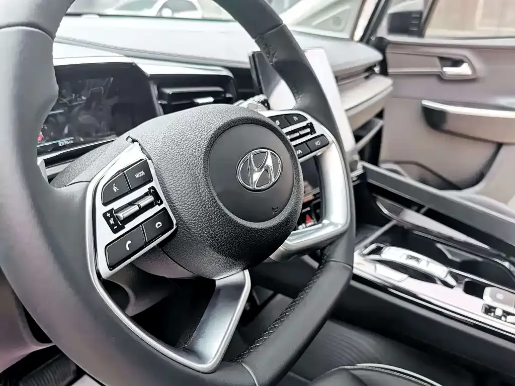 Hyundai Custo 2023 из CN, фото 5