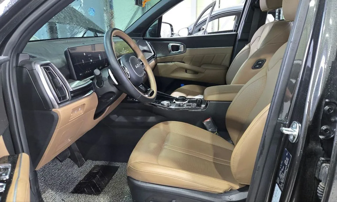 Kia Sorento — фото 4