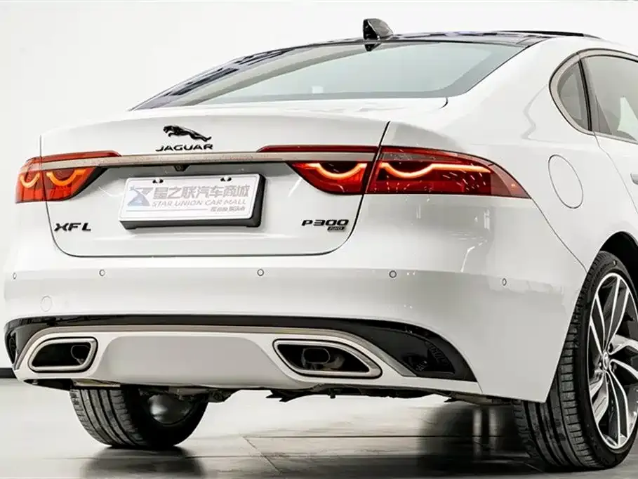 Jaguar XFL — фото 4