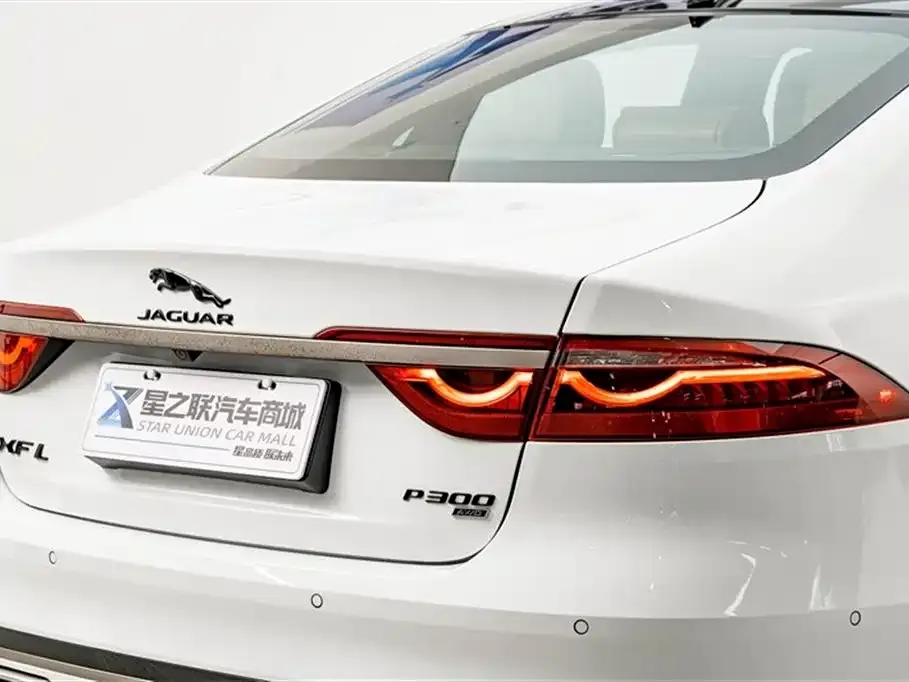 Jaguar XFL — фото 2