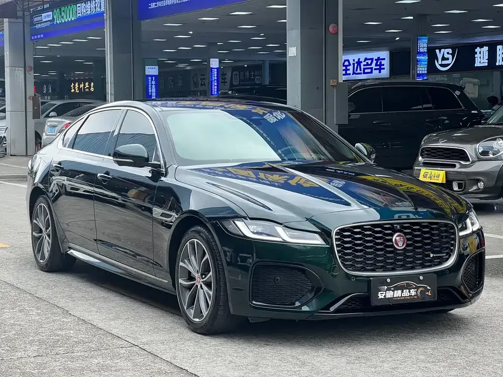 Jaguar XFL — фото 10