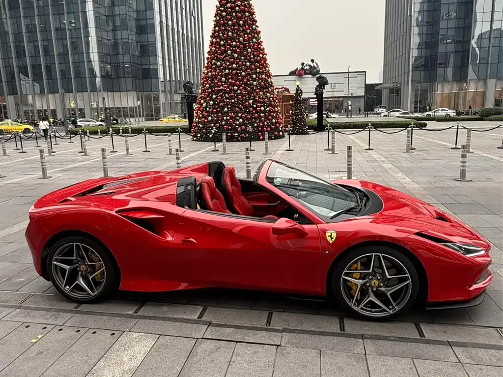 Ferrari F8 — фото 8