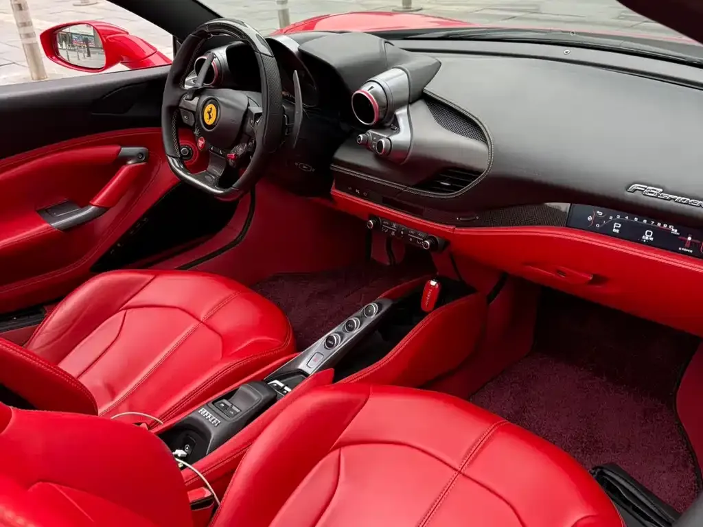 Ferrari F8 — фото 2
