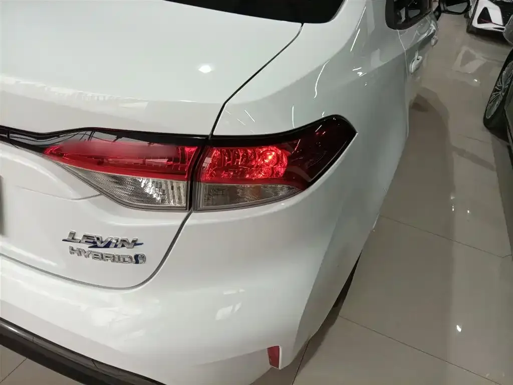 Toyota Levin — фото 10