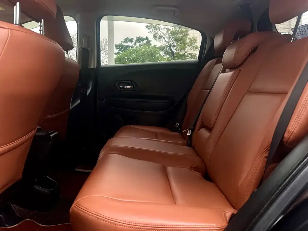 Honda Vezel 2022 из CN, фото 4